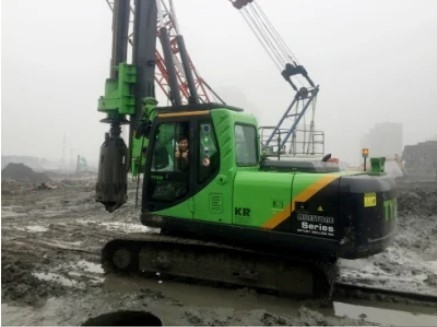 Profundidade de perfuração 83 m Máquina de empilhamento rotativo Diâmetro 2500 mm Torque 360 KN.M KR360c Máquina de empilhamento rotativo