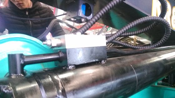 Máquina de Perfuração de Estacas Potente com 150 KN.m de Torque Máximo, Capacidade de 94,3 toneladas e Peso de 50.000 Kg