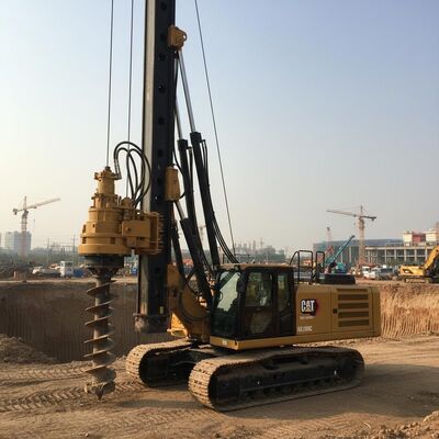 CAT Chassis KR300C Rig de perfuração hidráulica rotativa com 54m Profundidade 320 kN.m Torque e 2500mm Diâmetro