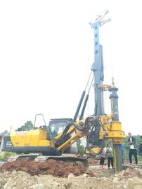 Máquina de empilhadeira de alto desempenho com capacidade de 94,3 toneladas, força de tração máxima de 100 kN e binário máximo de 150 KN.m para perfuração de fundações